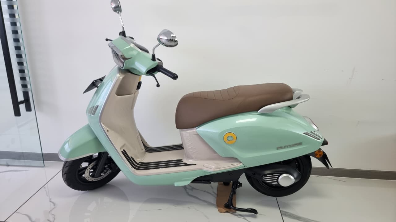 Motor Sunra Tosca Samping